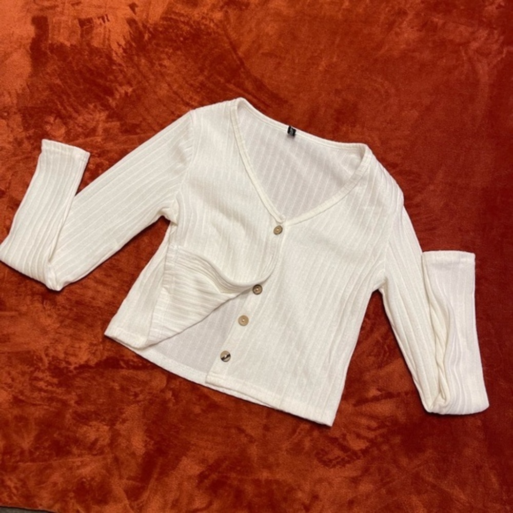 Zaful Button front long sleeve knit shirt - Picture 1 of 3